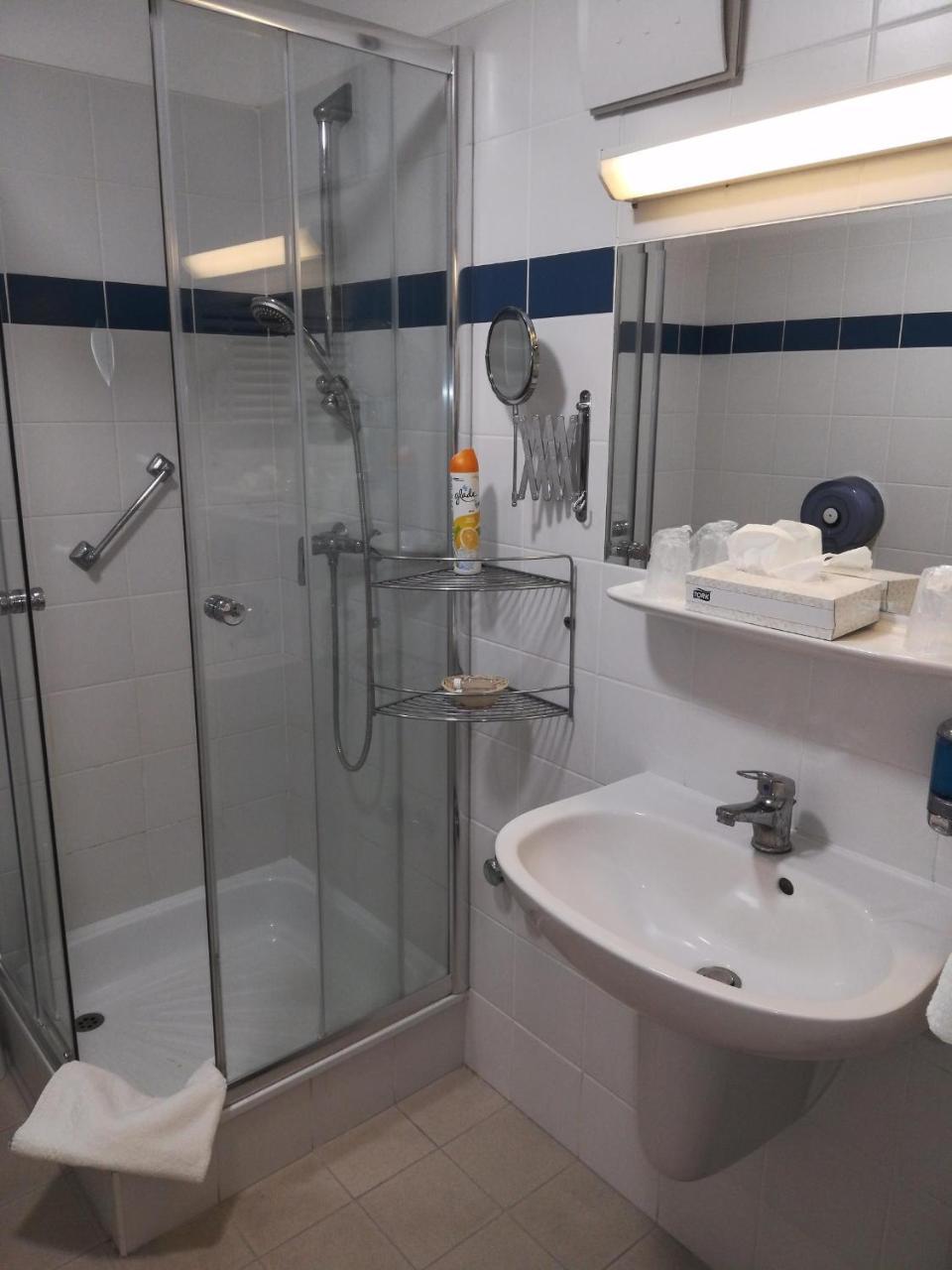 Otp Hotel Budapest Luaran gambar